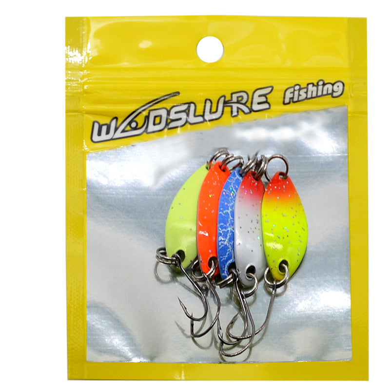 Trout spoon lure set on card, two-tone metal spoons with silver treble-free single hooks